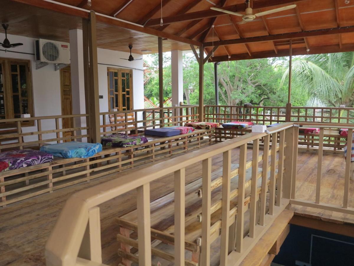 Resort Hankaanaa- Stay No Work Pottuvil Extérieur photo